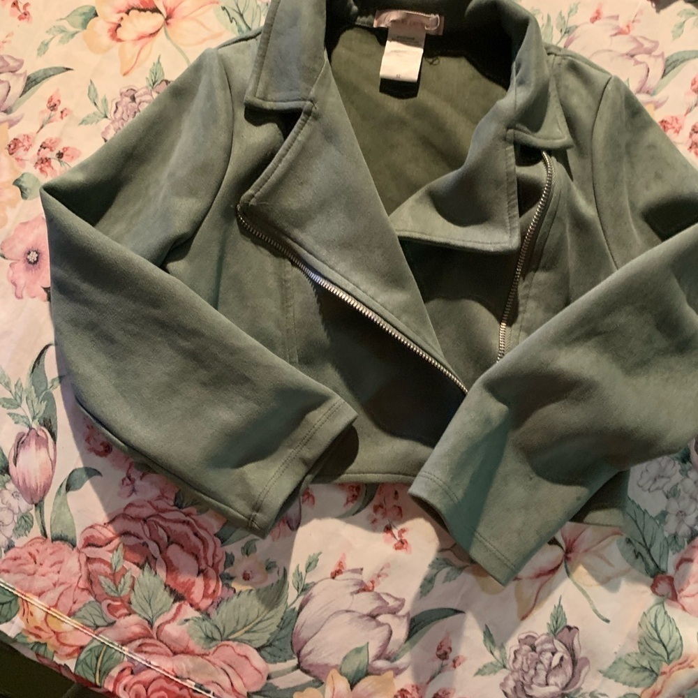 Loved to be Loved Woman’s Crop Jacket Size 12 Ling sleeves and Zipper